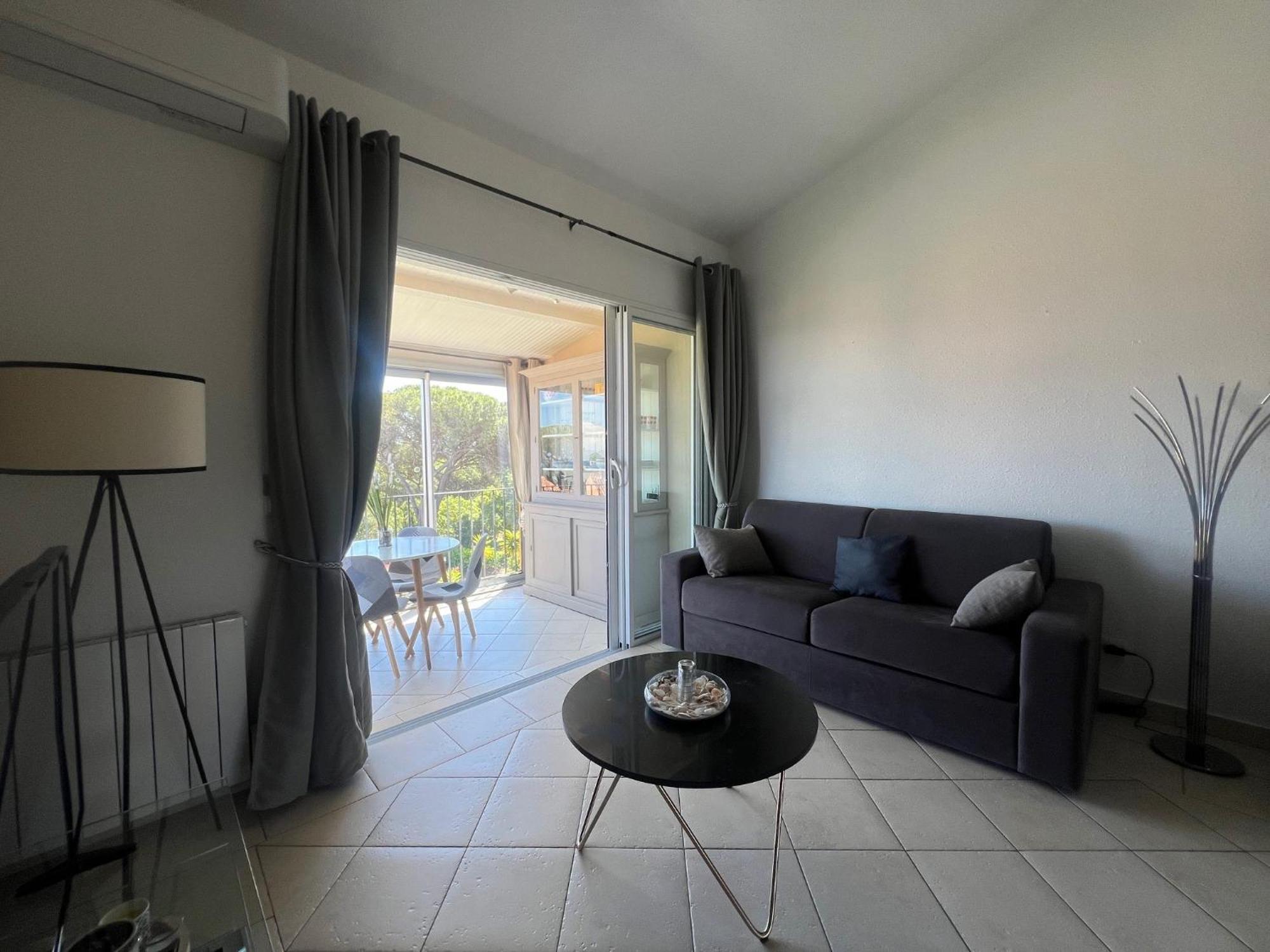 Appartement vue mer golfe de Saint-Tropez Cogolin Extérieur photo